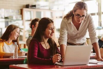 Máster del Profesorado (CAP): Requisitos, especialidades y universidades